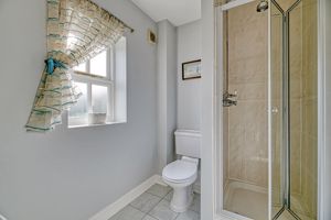 En Suite- click for photo gallery